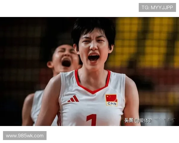 中国女排逆转取胜强敌再创佳绩展现顽强拼搏精神震撼全场