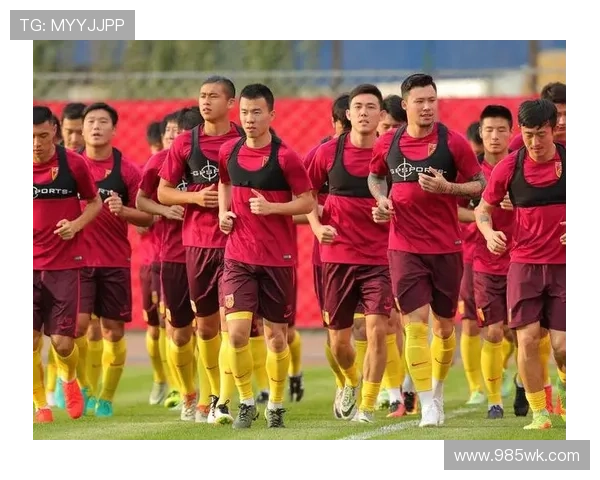 中国足球新篇章:年轻球员崛起推动国家队重建,备战世界杯信心十足 中国足球新篇章:年轻球员崛起推动国家队重建,备战世界杯信心十足