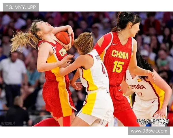 中国女篮逆转战胜美国队 夺得世界杯冠军 打破历史纪录