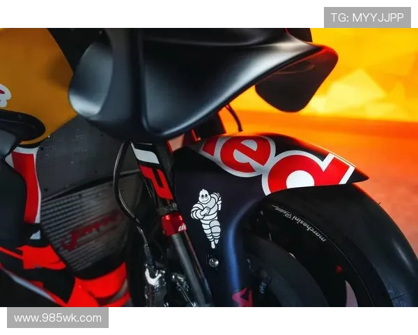 MotoGP新赛季风云再起车手转会与冠军争夺成焦点全球赛道备受关注