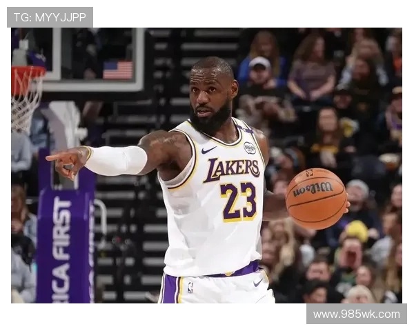 詹姆斯领衔湖人强势反弹西部格局再起波澜引热议季后赛前景备受关注